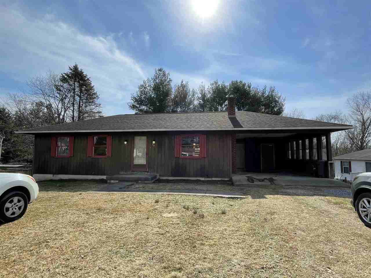 154 Trenton Ave - Photo 2 of 14