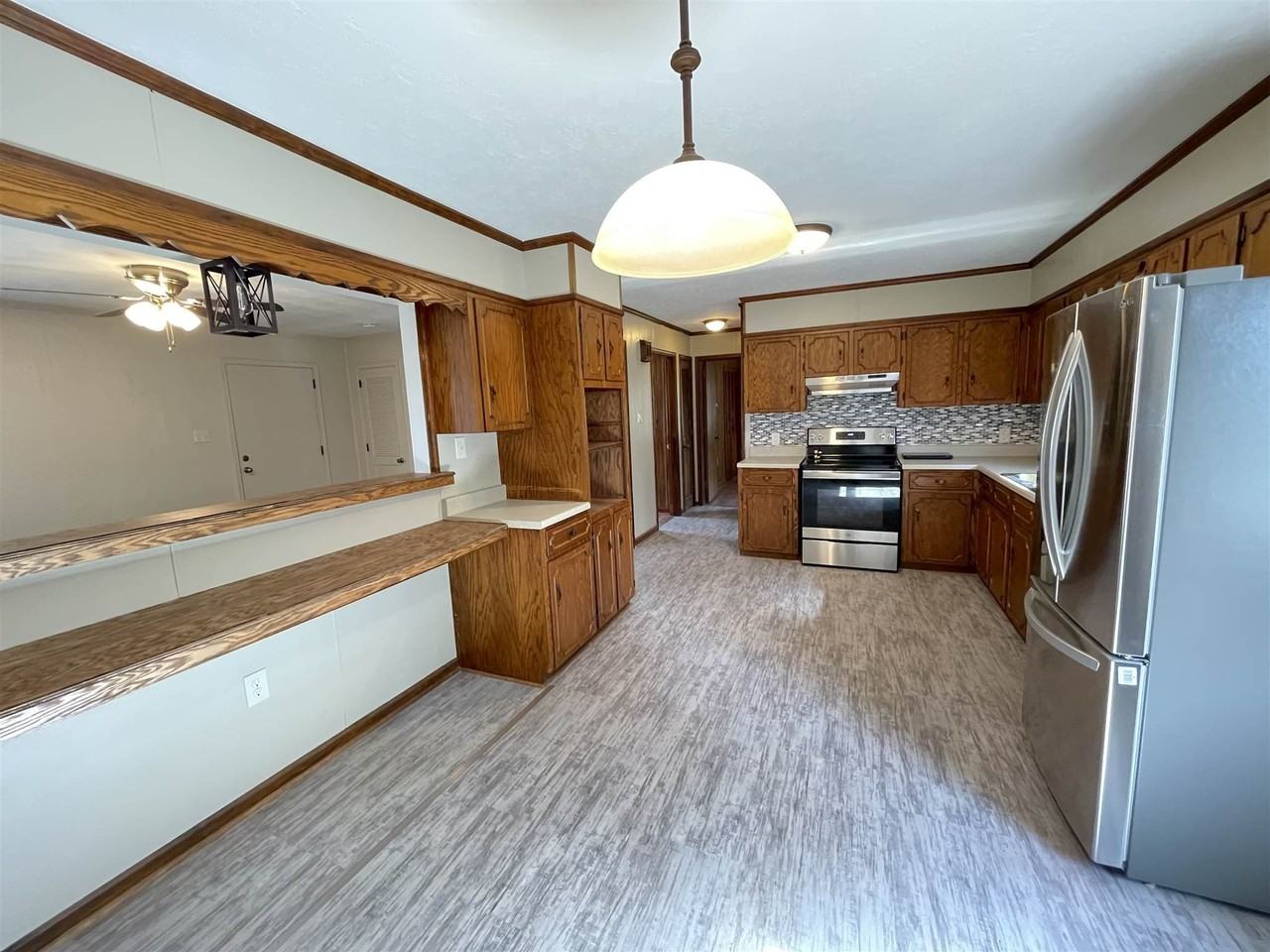 154 Trenton Ave - Photo 7 of 14