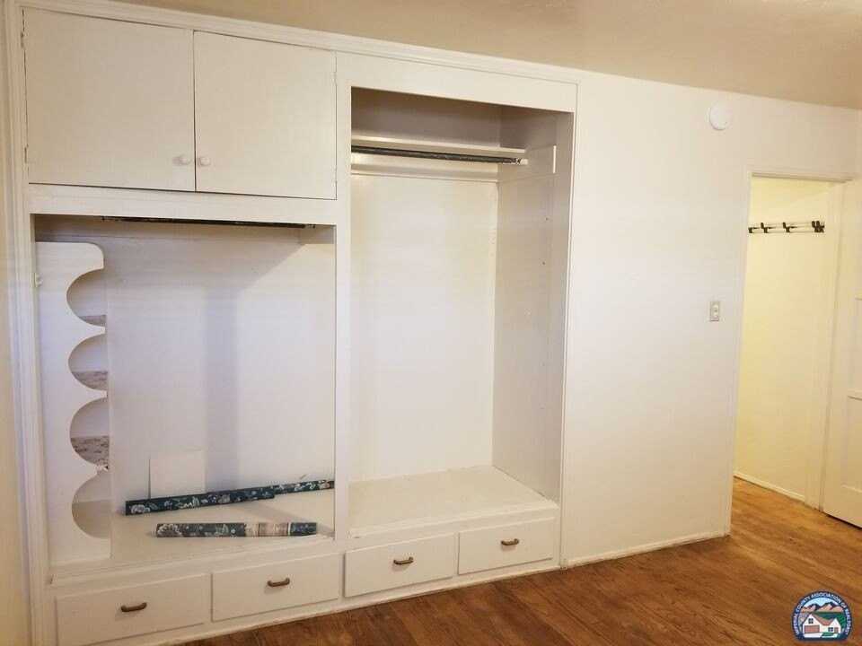 285 W K St - Photo 7 of 15