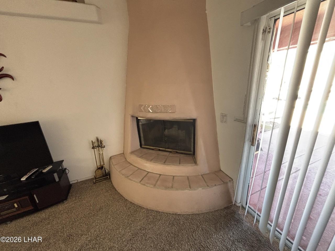 1829 Beavertail Dr - Photo 6 of 37