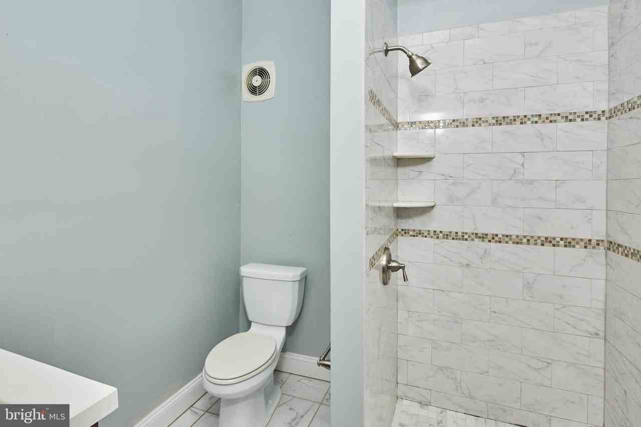 1412 Delaware Ave - Photo 6 of 8