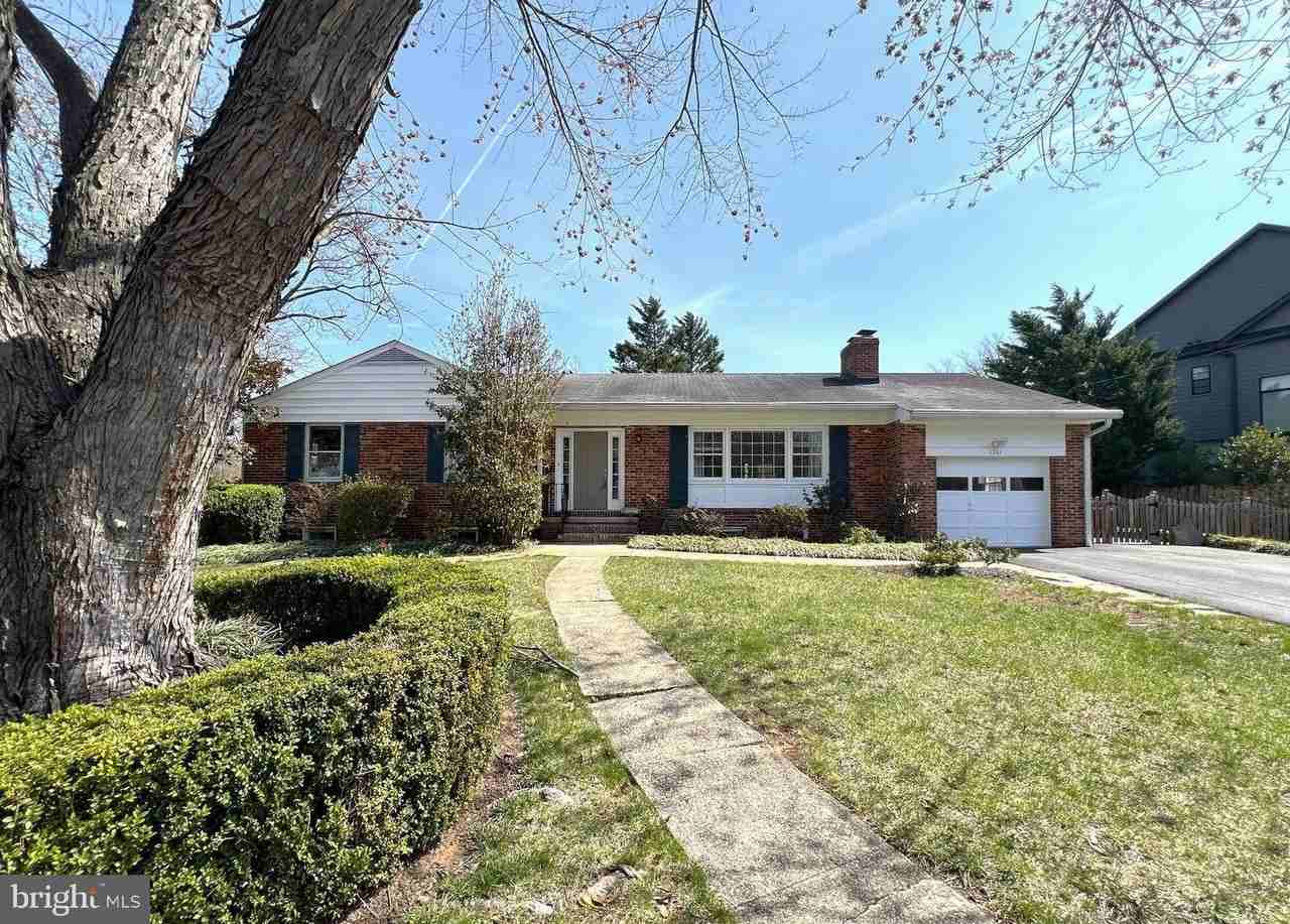 1201 Allendale Rd - Photo 3 of 50