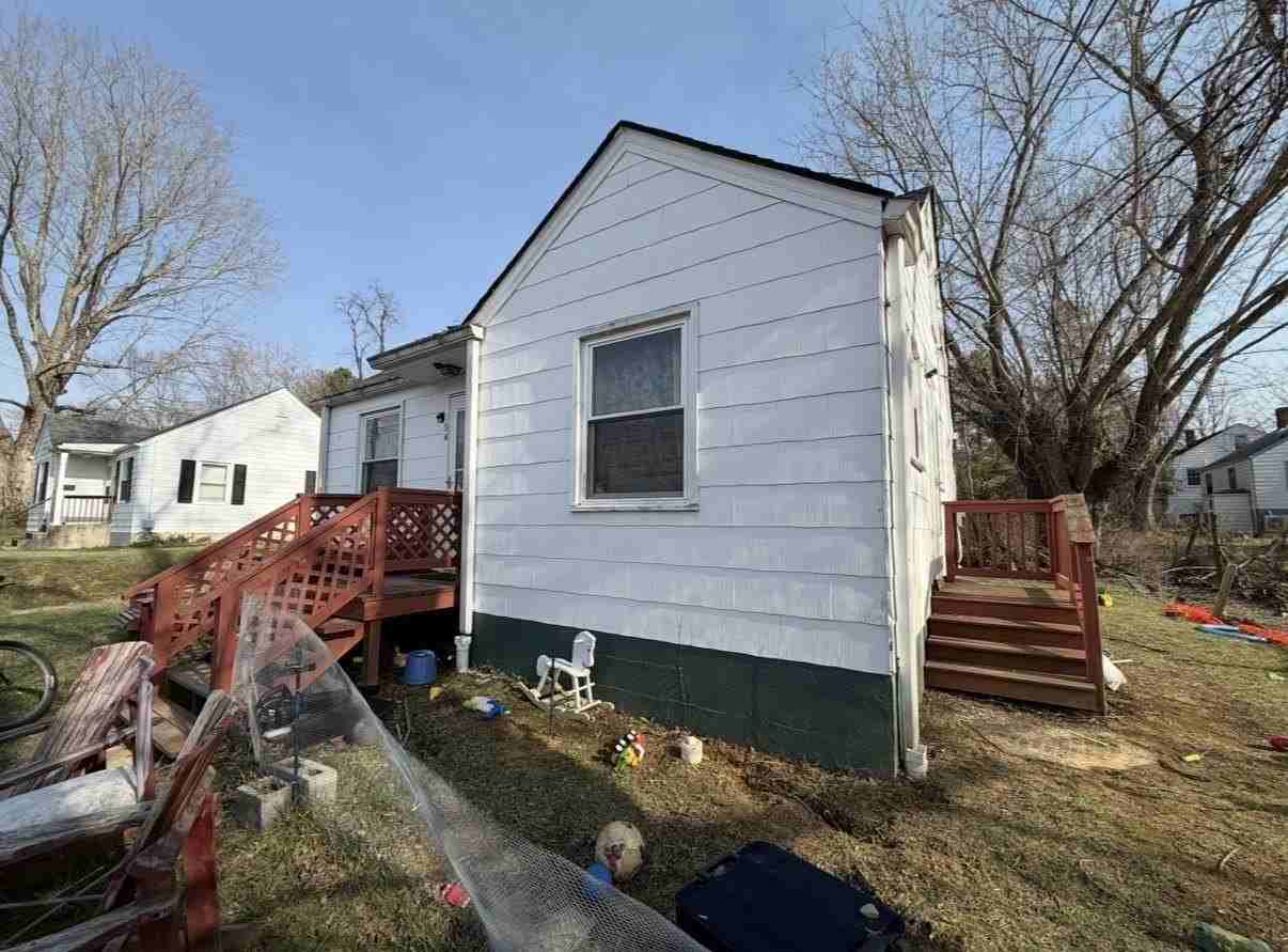 104 Mcdonald St - Photo 3 of 20