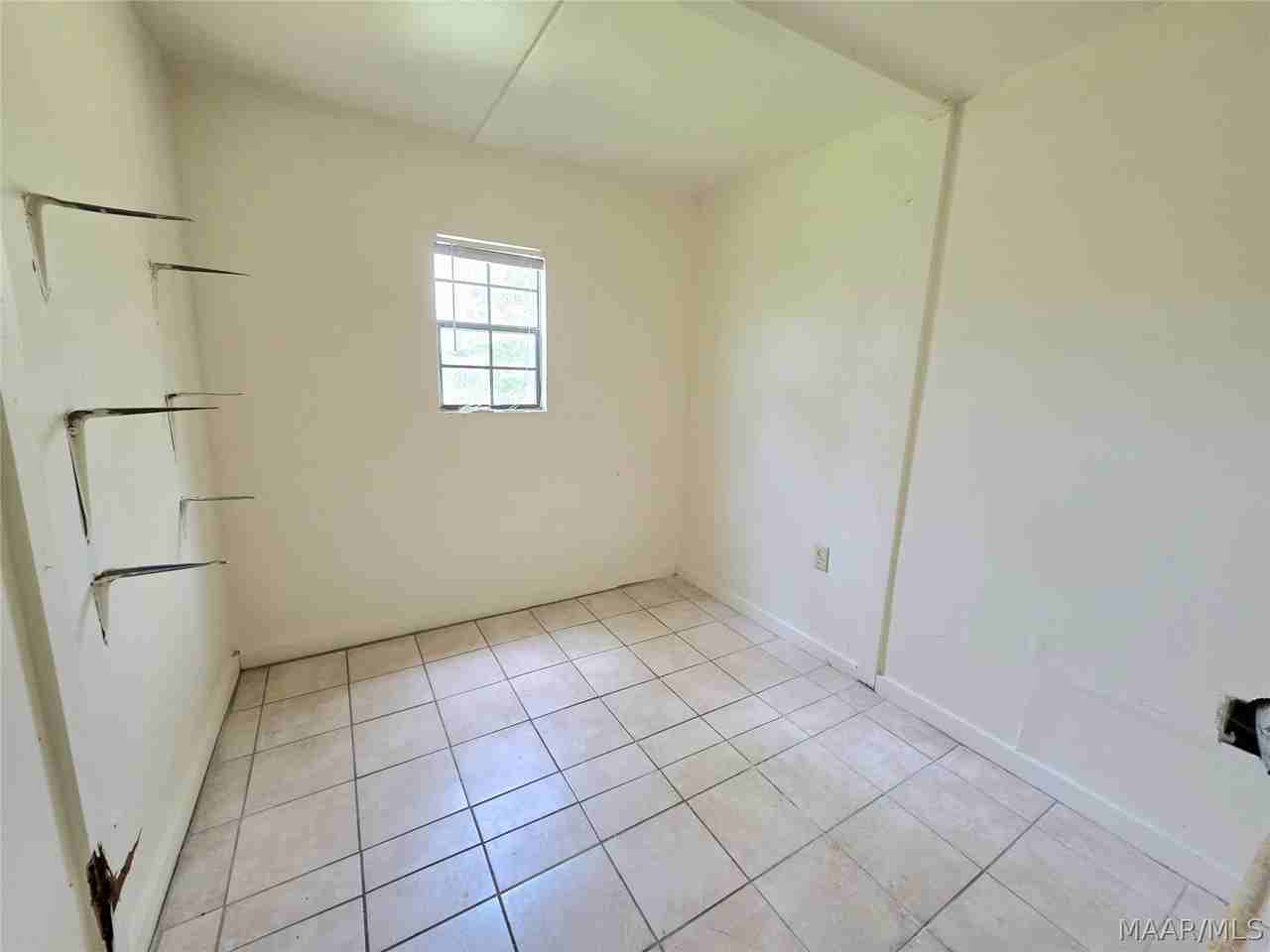 408 Briarbrook Dr - Photo 6 of 13