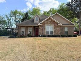 featured image of 601 Prairieview Dr