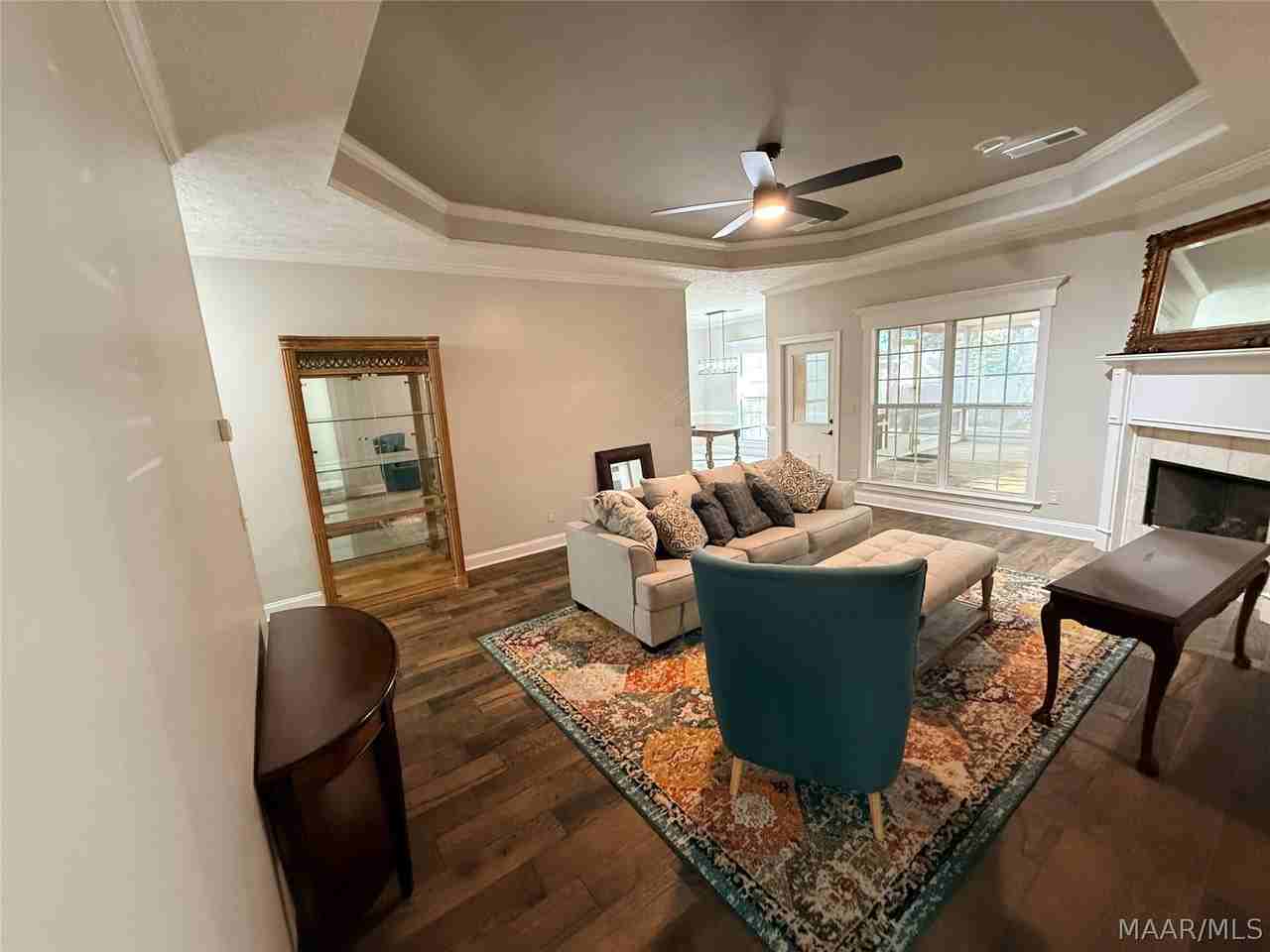 601 Prairieview Dr - Photo 7 of 36