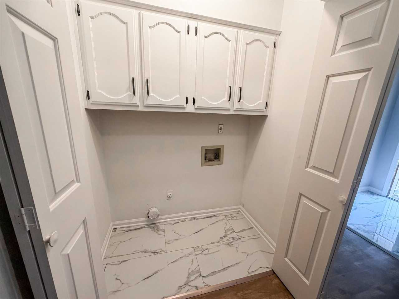 3915 Oak Rd - Photo 5 of 13