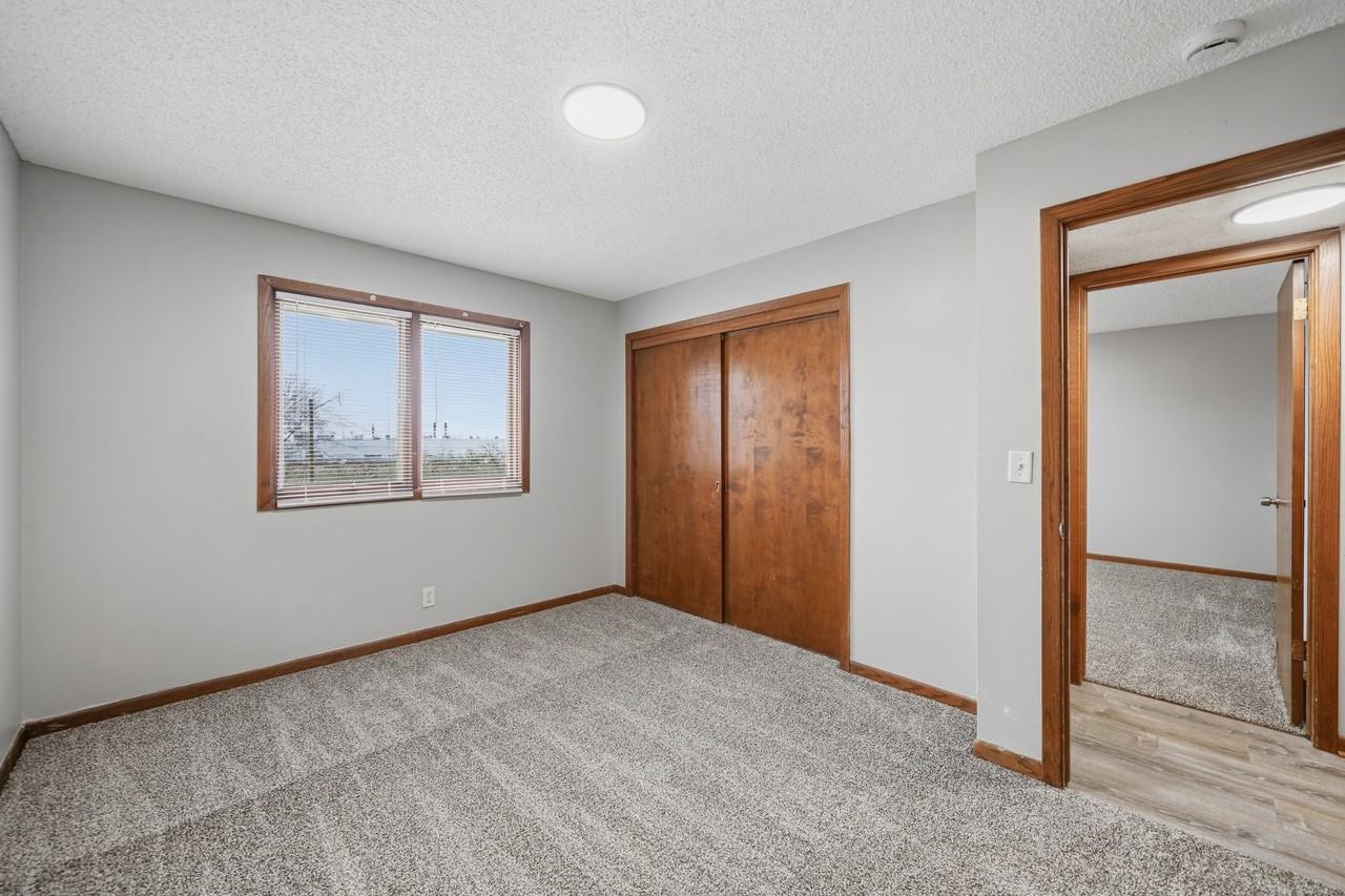 5420 Ervin Street - Photo 5 of 9