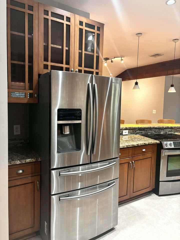 339 Thole St #1 - Photo 4 of 44