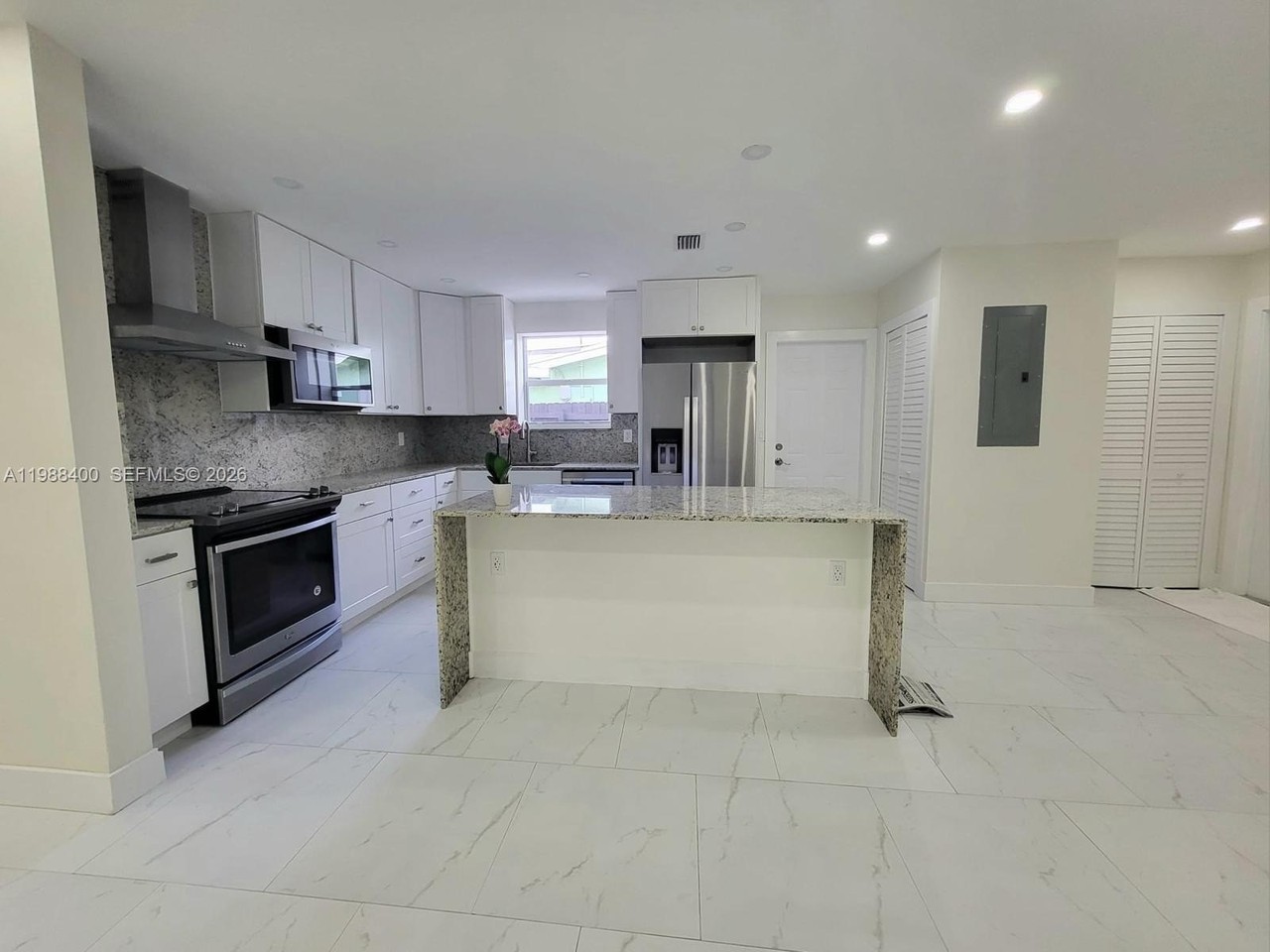 8140 Nw 11th Ct #8140 - Photo 3 of 17