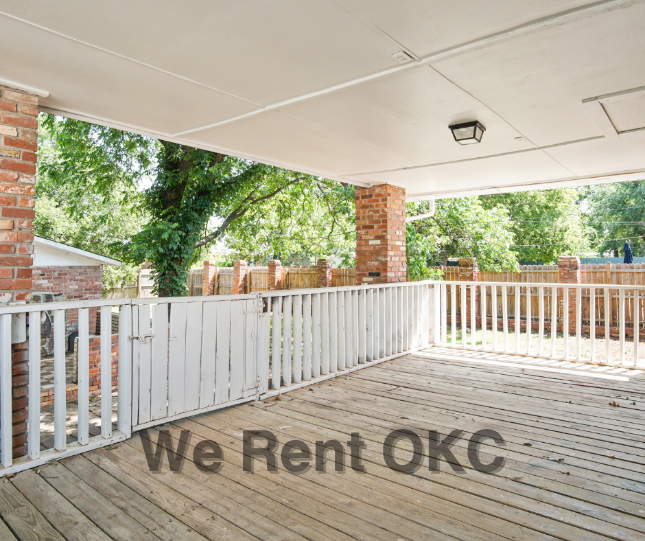 1221 Ne 43rd St #1 - Photo 7 of 29