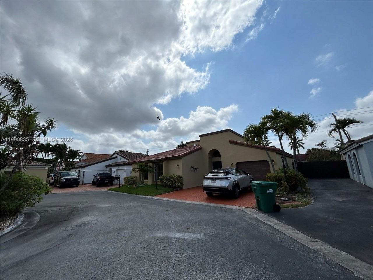 8910 Sw 4th Ln - Photo 5 of 50