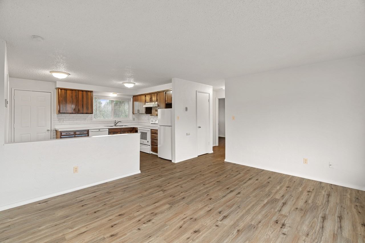 1200 West Huntley Street - Photo 2 of 28