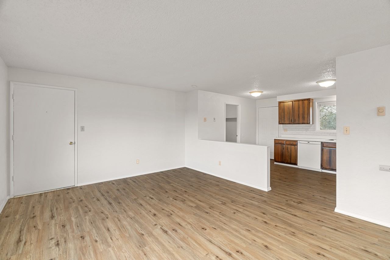 1200 West Huntley Street - Photo 3 of 28