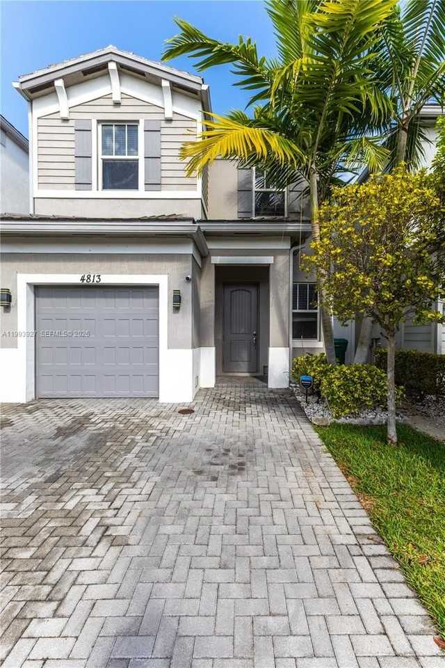 4813 Nw 48th Ter #0 - Photo 5 of 31