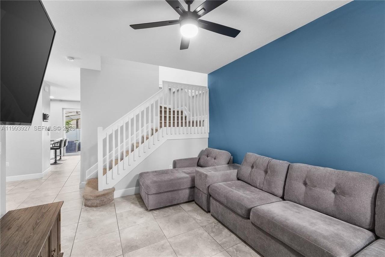 4813 Nw 48th Ter #0 - Photo 7 of 31