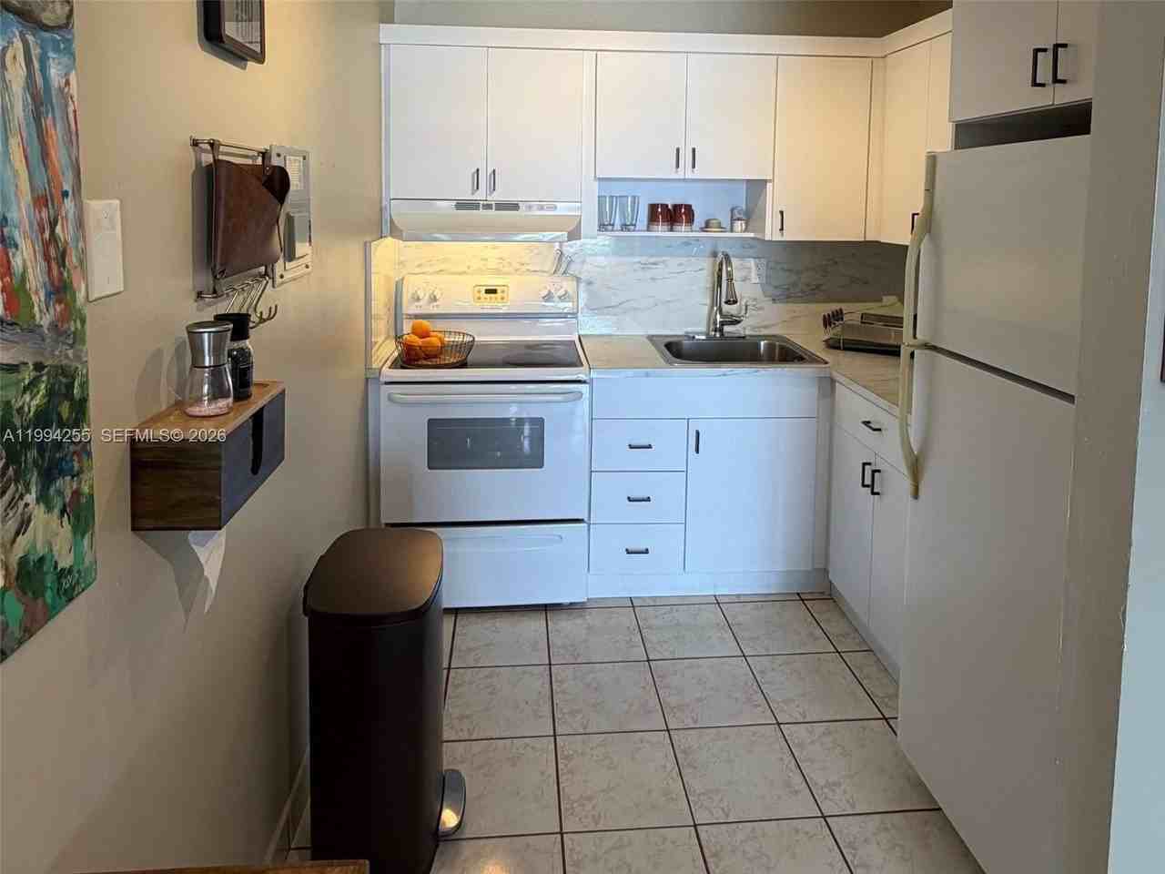 3640 Nw 9th St #505 - Photo 3 of 15