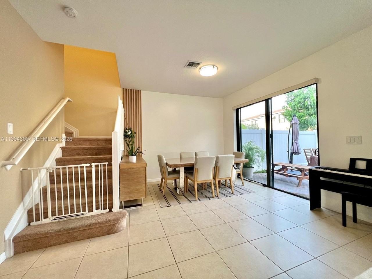 649 Ne 191st St - Photo 6 of 19