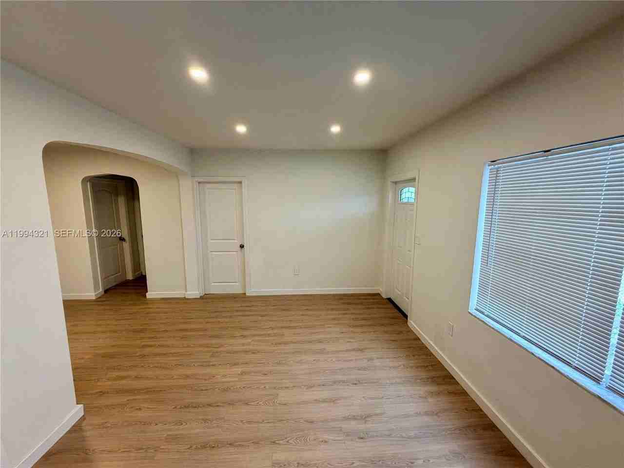 255 Nw 32nd St #1 - Photo 3 of 16