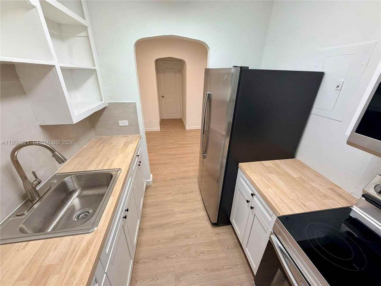 255 Nw 32nd St #1 - Photo 6 of 16