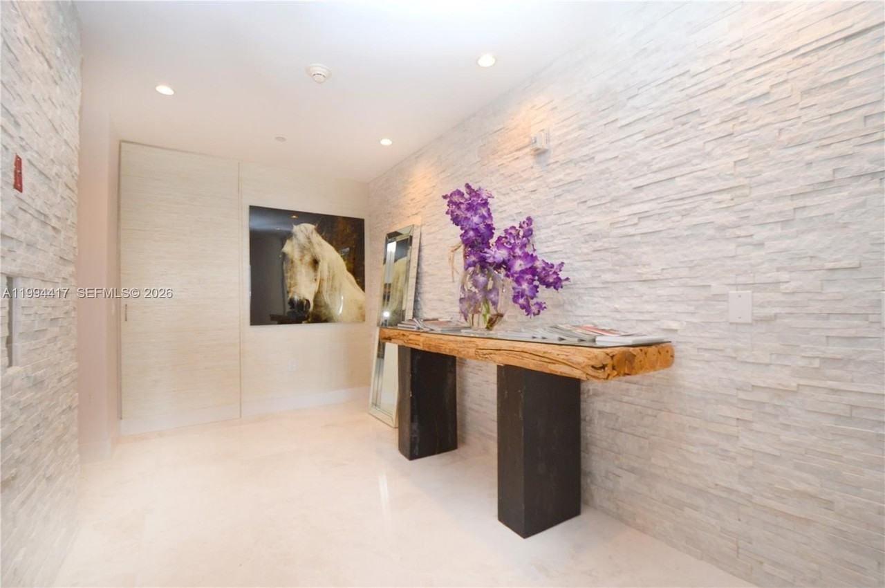 1100 Biscayne Blvd #6104 - Photo 5 of 37