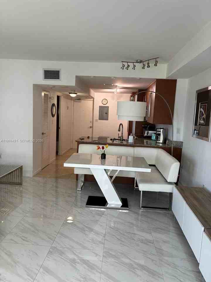 10275 Collins Ave #1004 - Photo 5 of 26