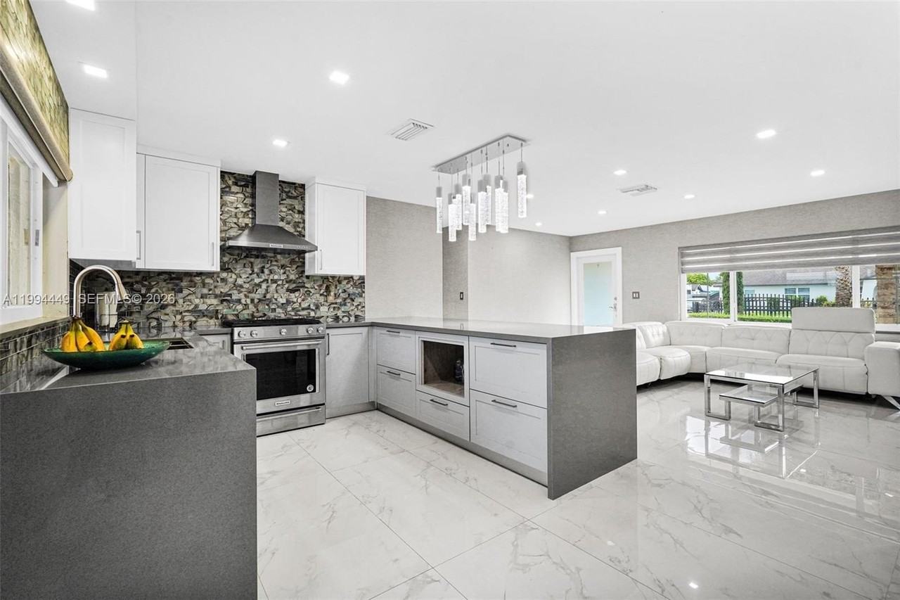 4225 Sw 133rd Ct - Photo 7 of 50