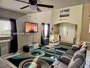 165 Ne 32nd Ter - Photo 4 of 21