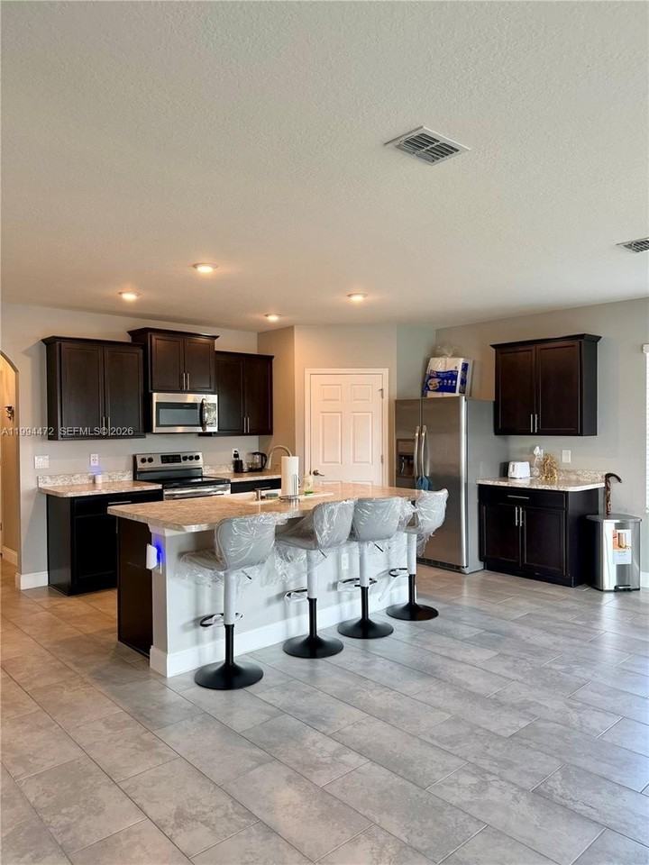 8649 Cobblestone Dr #8649 - Photo 6 of 12