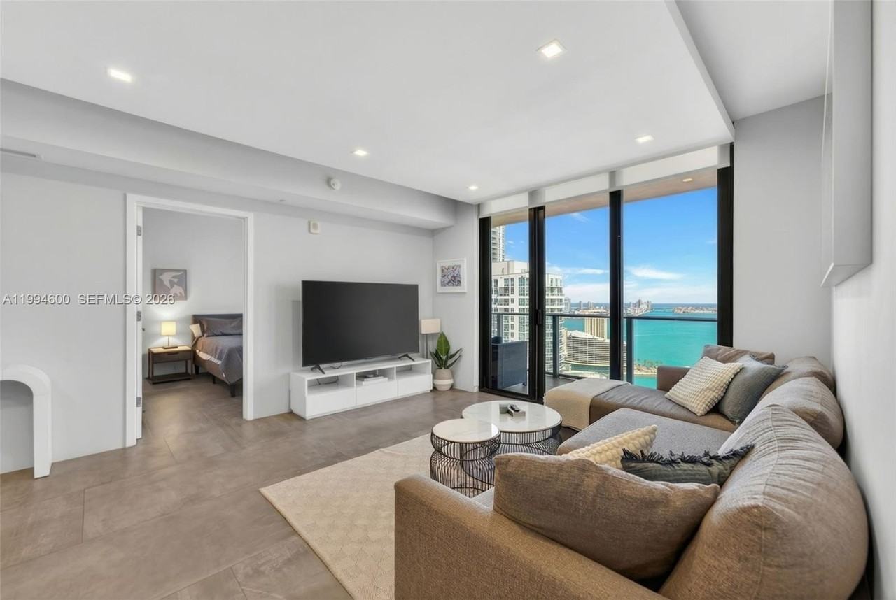 1010 Brickell Ave #4203 - Photo 6 of 50