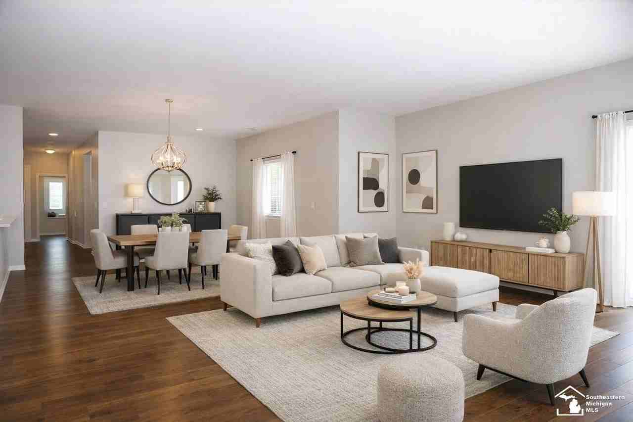 24031 Fairlane Blvd - Photo 5 of 33