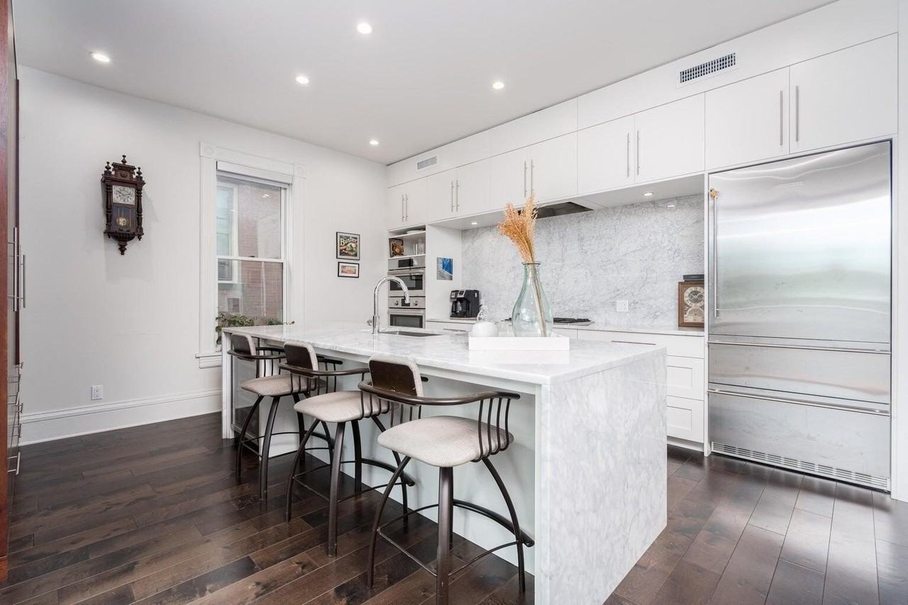 1730 N Franklin Pl - Photo 2 of 19