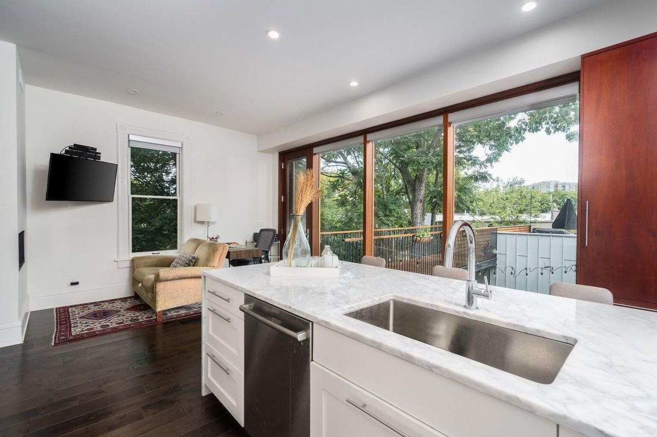 1730 N Franklin Pl - Photo 5 of 19