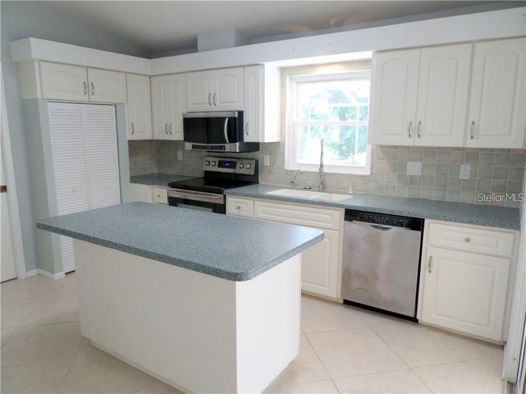 3601 Garden Lakes Clenet - Photo 6 of 36