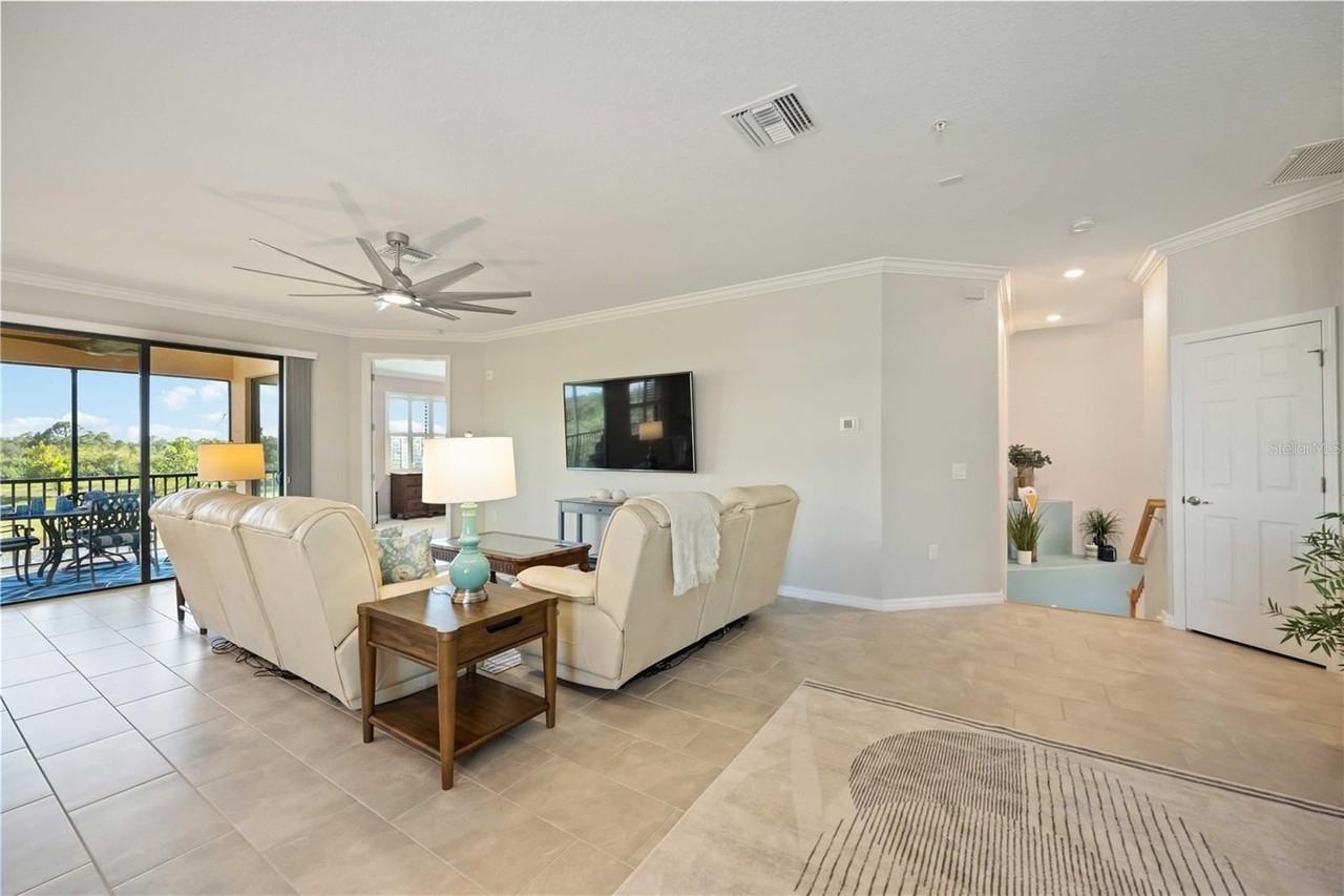 10817 Tarflower Dr #201 - Photo 6 of 50