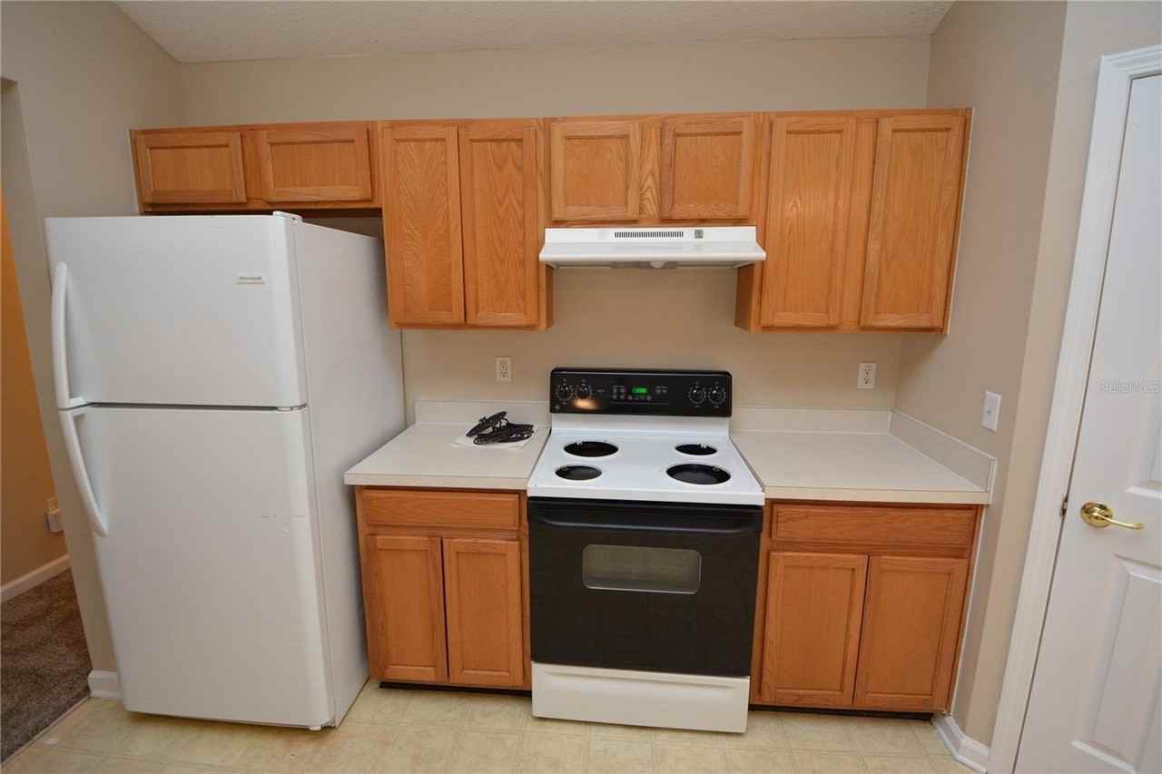 35 Regent Ln #B - Photo 4 of 20