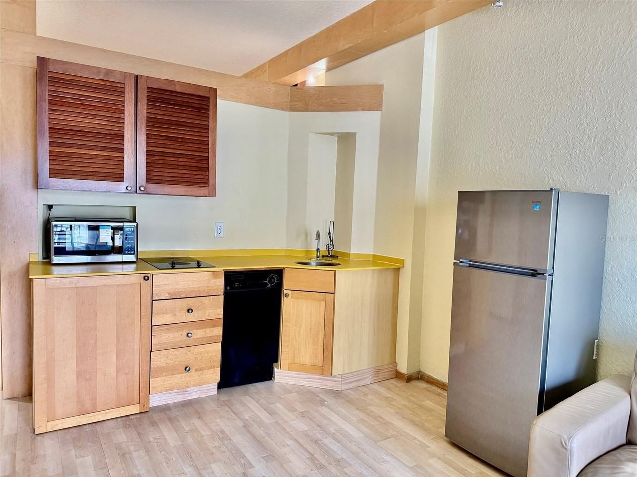 101 Palm Harbor Pkwy #C328 - Photo 2 of 10