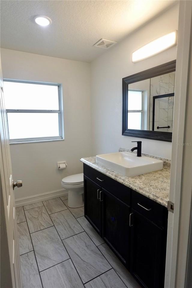 540 W Comstock Ave - Photo 7 of 20