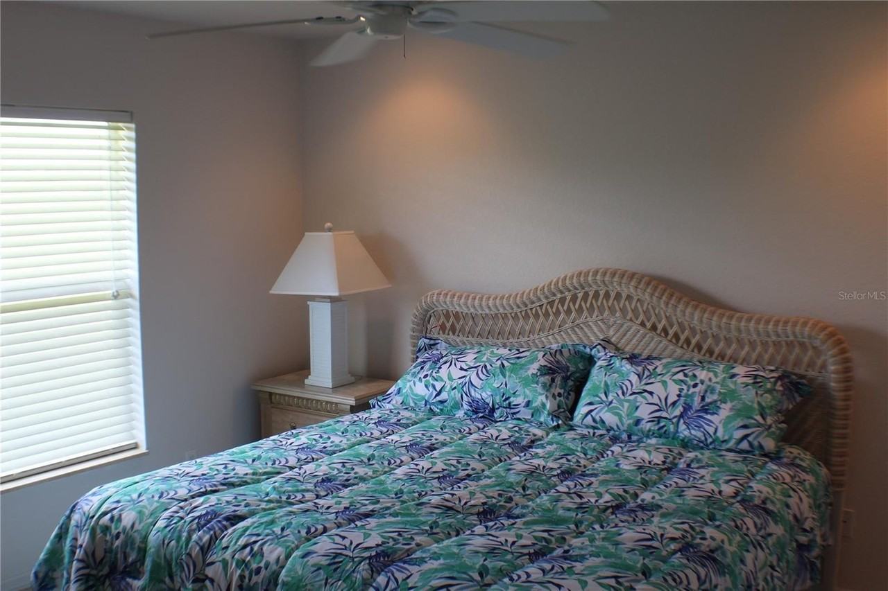 7 Hyde Ct #C - Photo 3 of 17