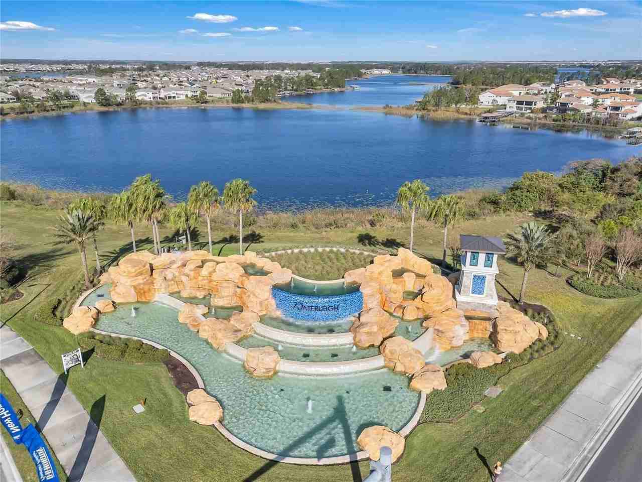 12043 Holystone St - Photo 4 of 25