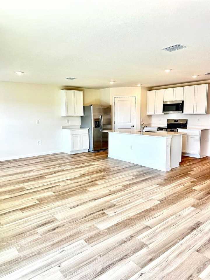 5844 Sw 132nd Pl - Photo 5 of 21