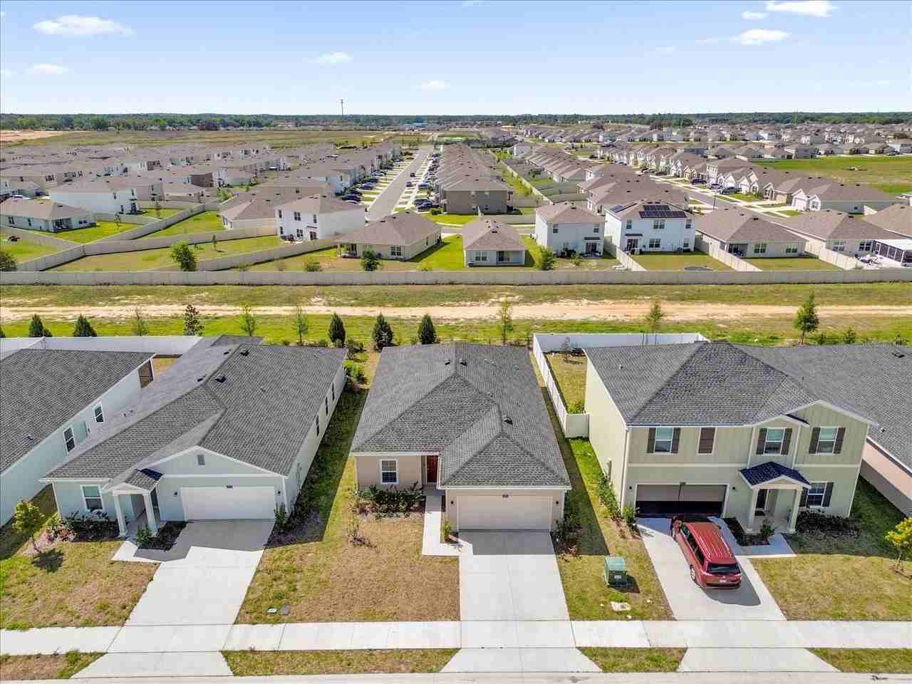 4721 Sw 83rd Loop - Photo 3 of 34