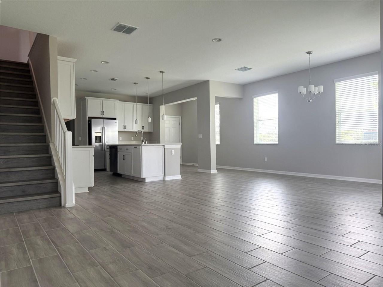 2453 Stapleford Pl - Photo 4 of 37