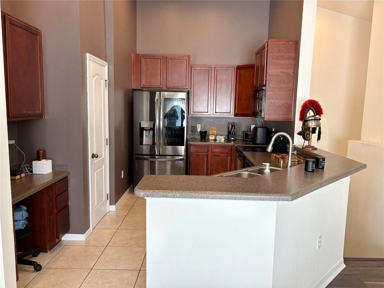 7610 Red Mill Cir - Photo 3 of 24