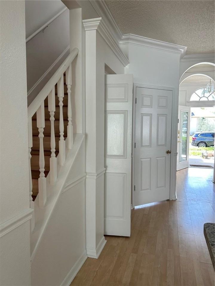 27452 Sky Lake Cir - Photo 6 of 18