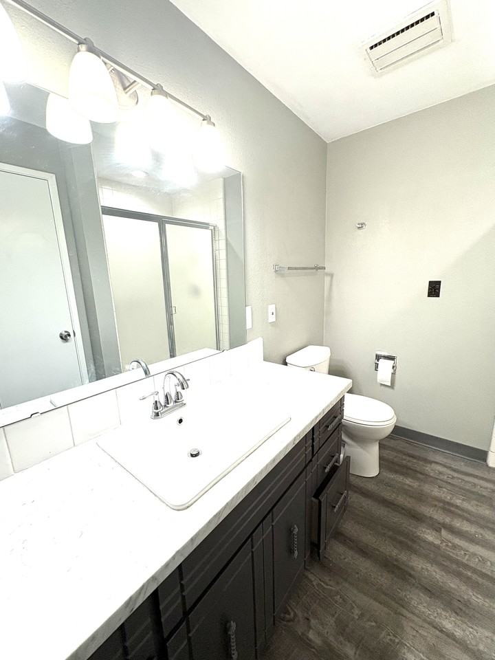 Hillcrest 110 - Photo 6 of 23