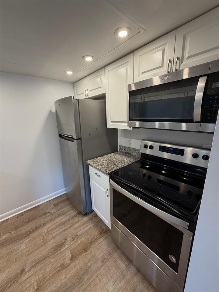 4508 S Oak Dr #T72 - Photo 5 of 22