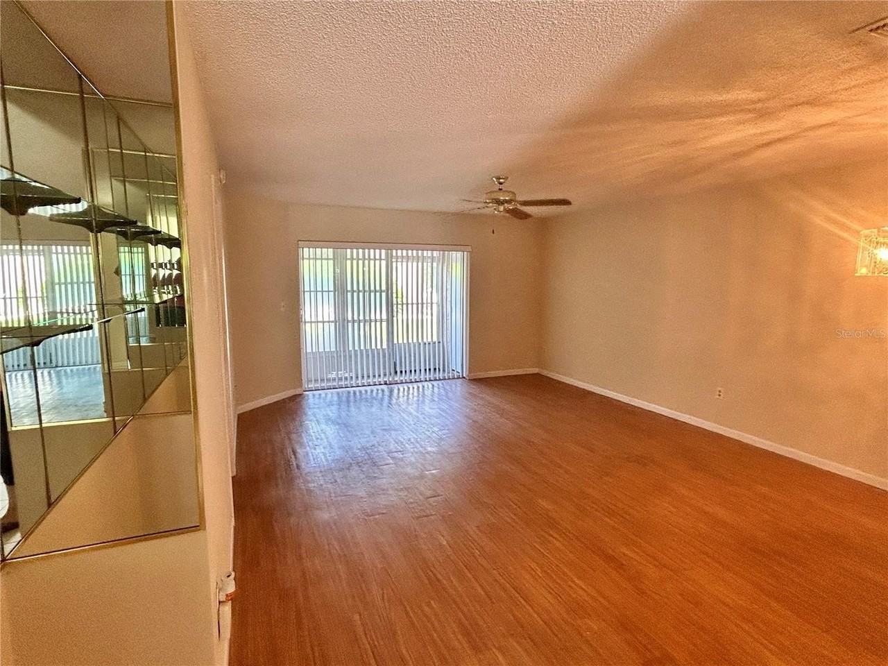 4908 Myrtle Oak Dr #13 - Photo 3 of 46