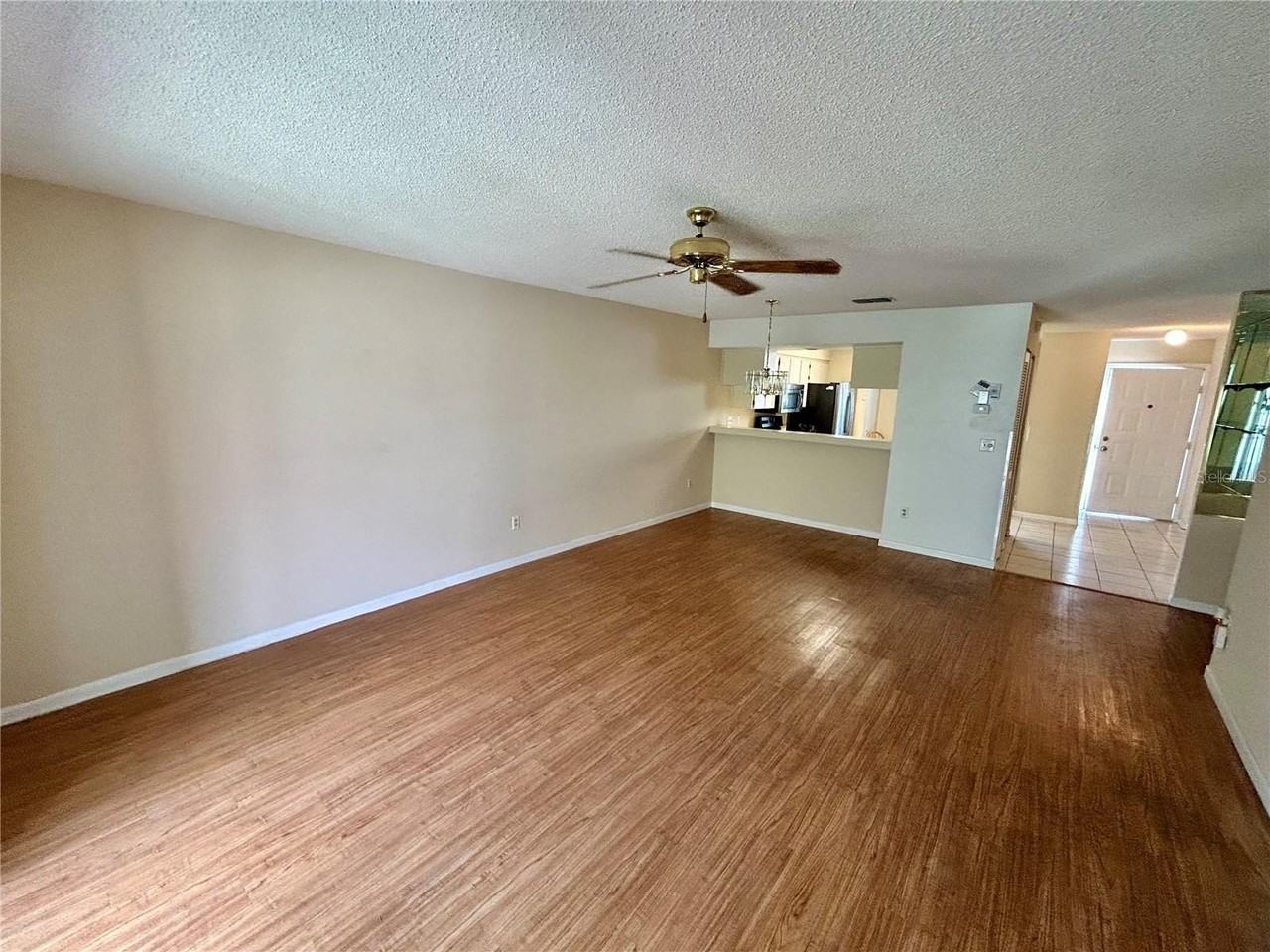 4908 Myrtle Oak Dr #13 - Photo 5 of 46