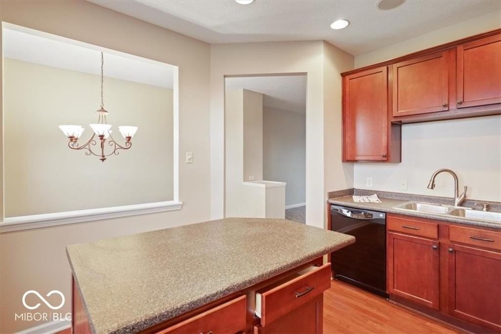 172 Straughn Ln - Photo 6 of 33